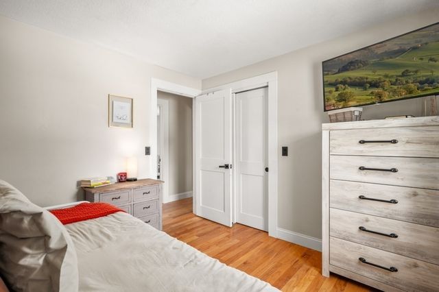 18 Aurele Cir, Reading, MA 01867