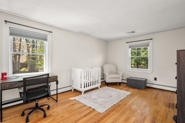 18 Aurele Cir, Reading, MA 01867