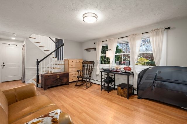 18 Aurele Cir, Reading, MA 01867