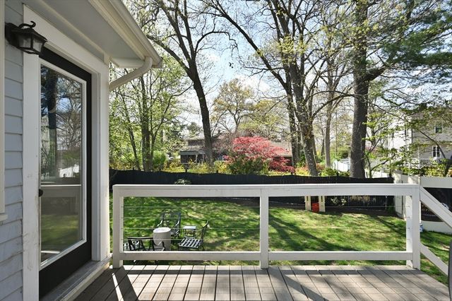 18 Aurele Cir, Reading, MA 01867