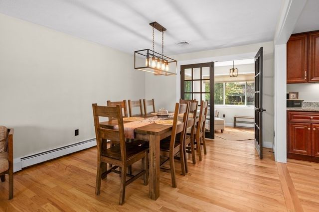 18 Aurele Cir, Reading, MA 01867