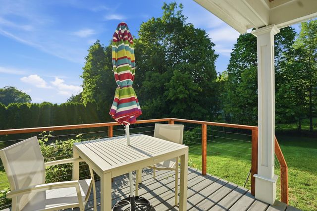 99 Westview Drive, South Burlington, VT 05403