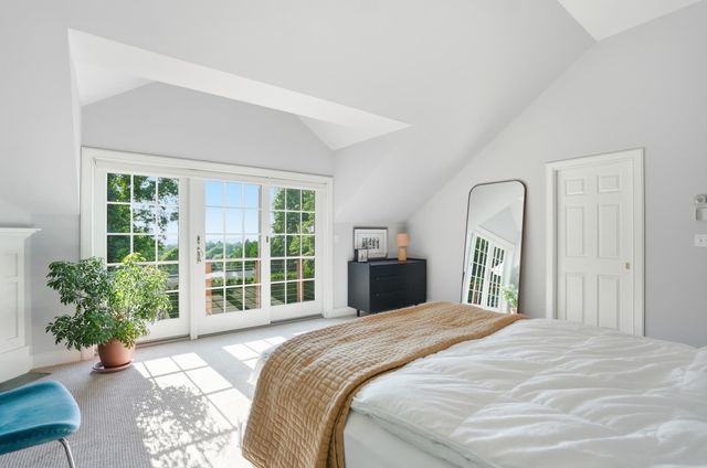 99 Westview Drive, South Burlington, VT 05403