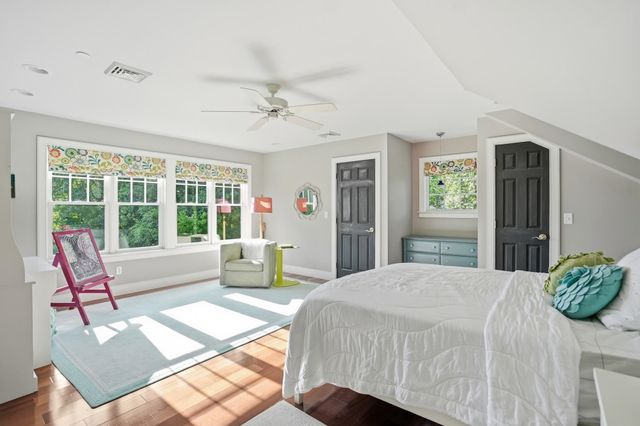 99 Westview Drive, South Burlington, VT 05403