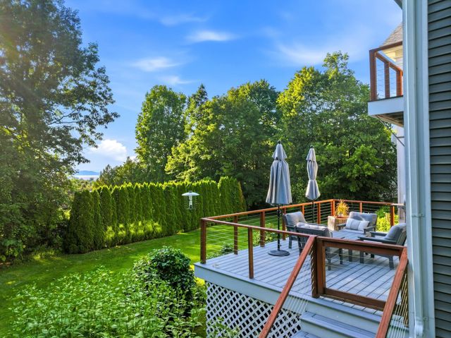 99 Westview Drive, South Burlington, VT 05403