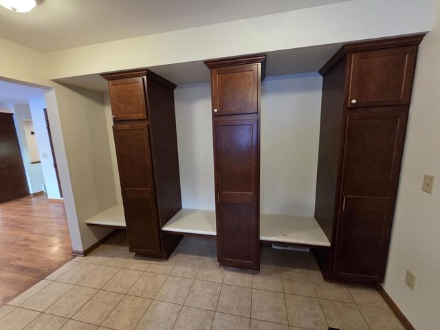 W225S4375 Guthrie ROAD, Waukesha, WI 53189