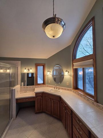 W225S4375 Guthrie ROAD, Waukesha, WI 53189