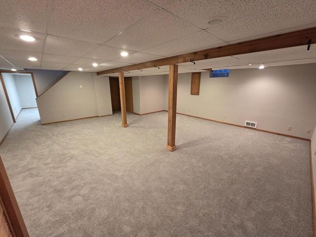 W225S4375 Guthrie ROAD, Waukesha, WI 53189