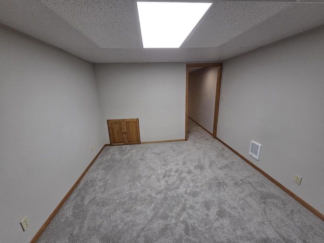 W225S4375 Guthrie ROAD, Waukesha, WI 53189