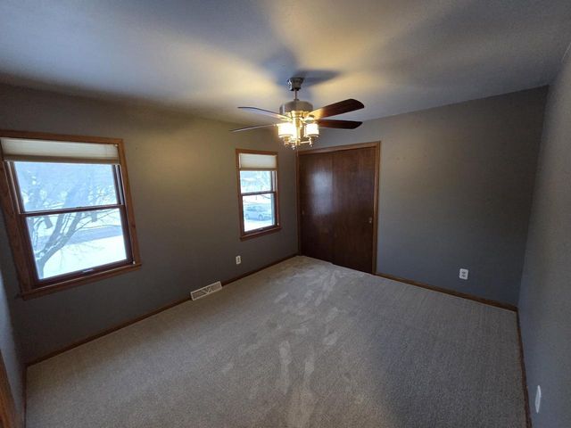 W225S4375 Guthrie ROAD, Waukesha, WI 53189