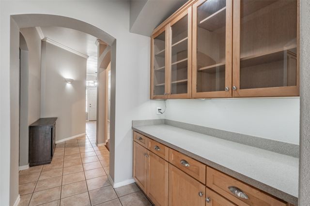 16 Mary Lou Court, Mansfield, TX 76063