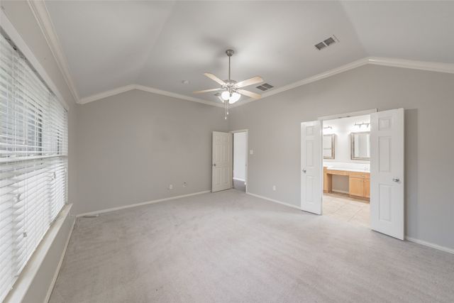 16 Mary Lou Court, Mansfield, TX 76063