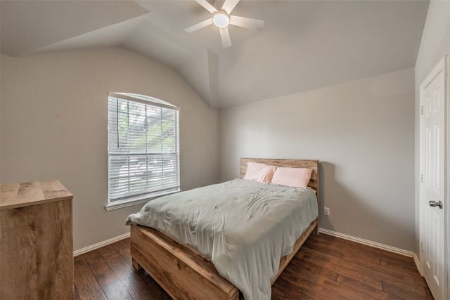 16 Mary Lou Court, Mansfield, TX 76063