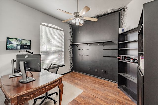 16 Mary Lou Court, Mansfield, TX 76063