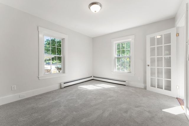 37 Cedar St 37, Wellesley, MA 02481