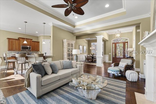 21 Coopers Hawk Rd, Hilton Head Island, SC 29926