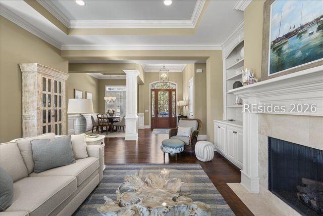 21 Coopers Hawk Rd, Hilton Head Island, SC 29926