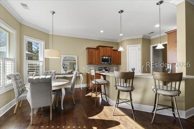 21 Coopers Hawk Rd, Hilton Head Island, SC 29926