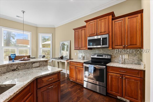21 Coopers Hawk Rd, Hilton Head Island, SC 29926