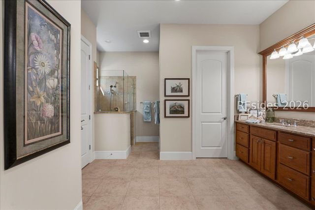 21 Coopers Hawk Rd, Hilton Head Island, SC 29926