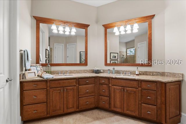 21 Coopers Hawk Rd, Hilton Head Island, SC 29926