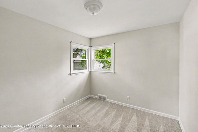 1915 Cooper Avenue, Lansing, MI 48910