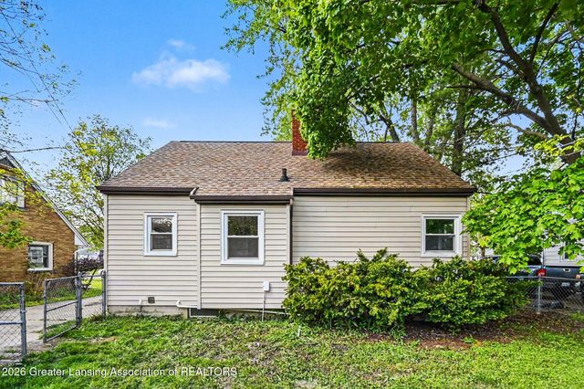 1915 Cooper Avenue, Lansing, MI 48910