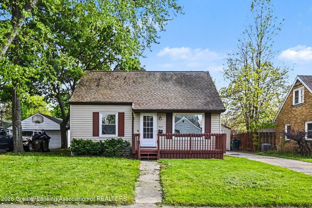 1915 Cooper Avenue, Lansing, MI 48910