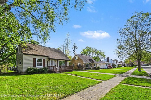 1915 Cooper Avenue, Lansing, MI 48910