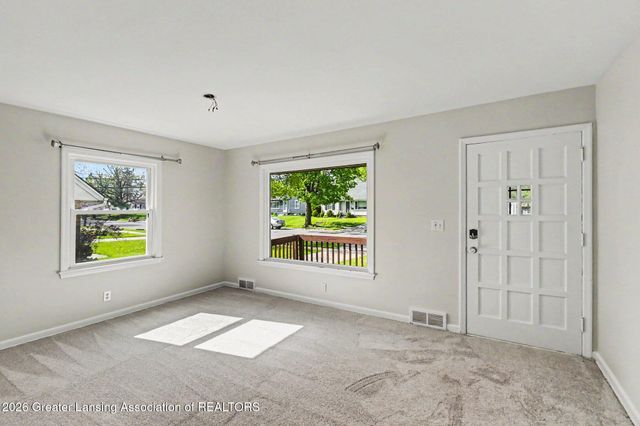 1915 Cooper Avenue, Lansing, MI 48910