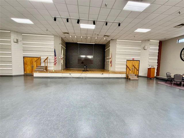 2105 GREENLAW COURT 2105, Leesburg, FL 34788