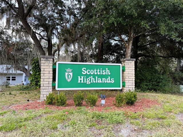 2105 GREENLAW COURT 2105, Leesburg, FL 34788