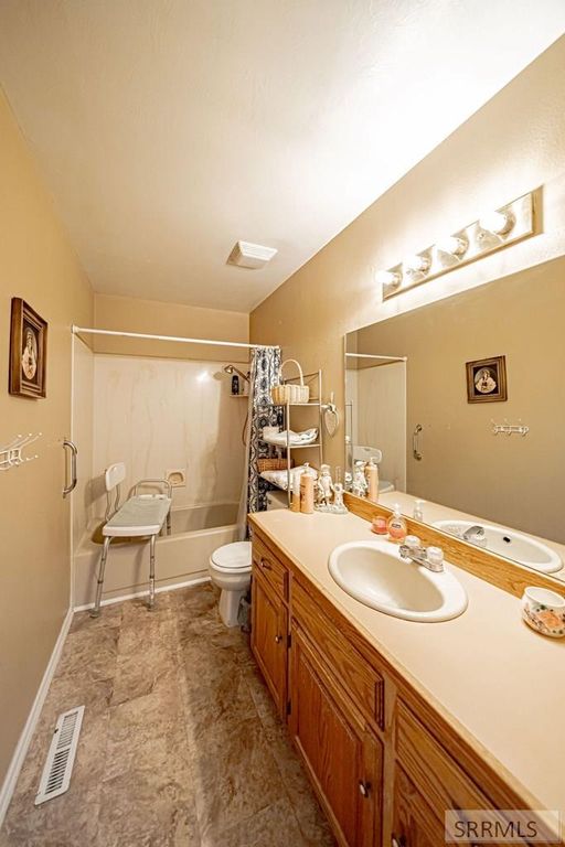 Image 40 of property listing at 2144 Pend Oreille Circle, Idaho Falls, ID 83404