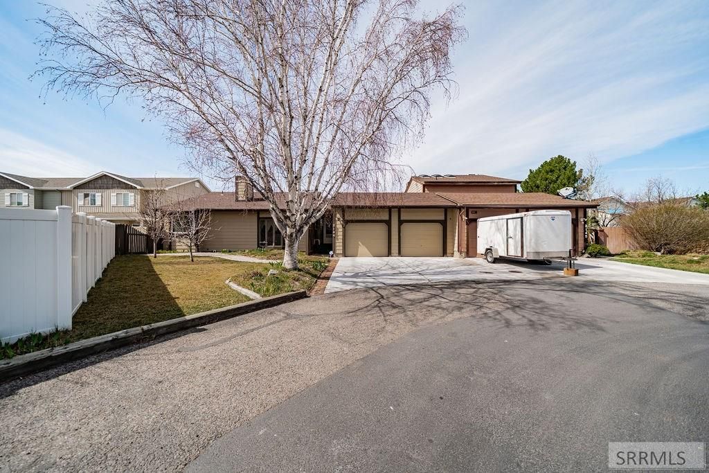 Image 6 of property listing at 2144 Pend Oreille Circle, Idaho Falls, ID 83404