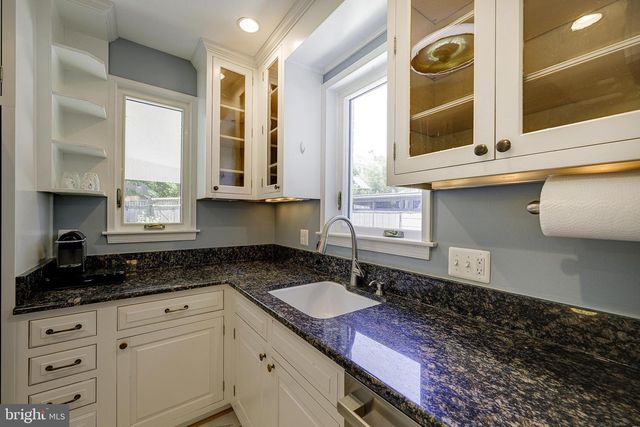 3905 LAIRD PL, Chevy Chase, MD 20815