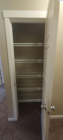 4405 Phoenix Ln, Pasco, WA 99301