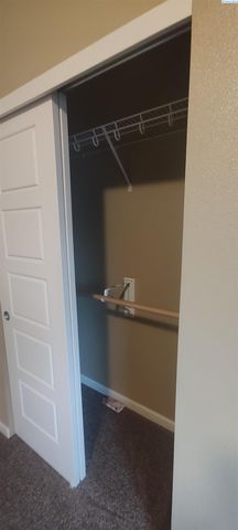 4405 Phoenix Ln, Pasco, WA 99301