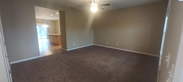 4405 Phoenix Ln, Pasco, WA 99301