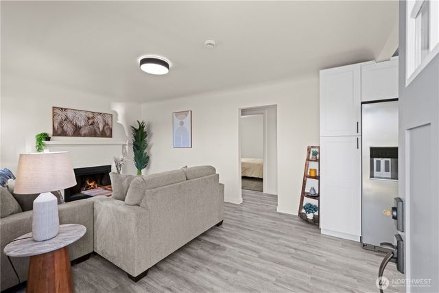 1802 Douglas Street, Mount Vernon, WA 98273