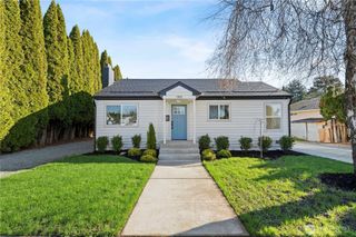 1802 Douglas Street, Mount Vernon, WA 98273