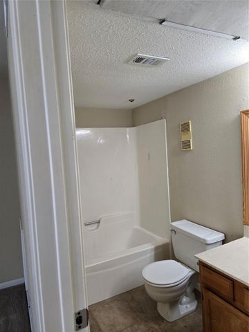 5917 Fairdale Lane 6, Houston, TX 77057