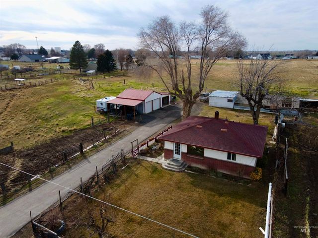 3989 N 2250 E, Filer, ID 83328