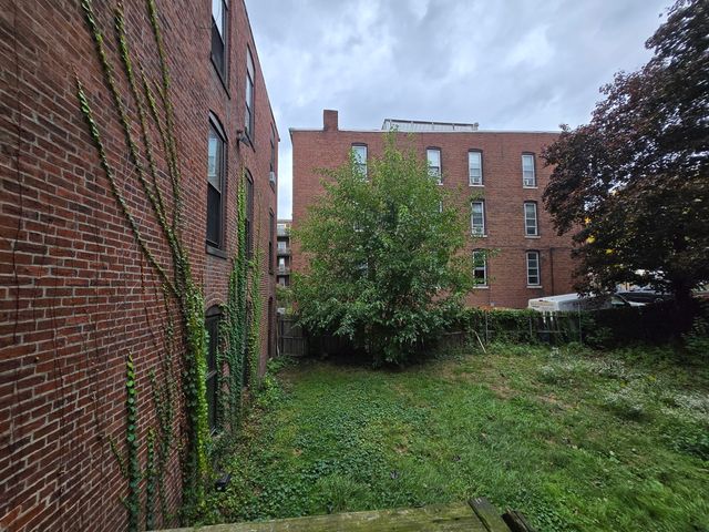 88 Broadway 7, Chelsea, MA 02150