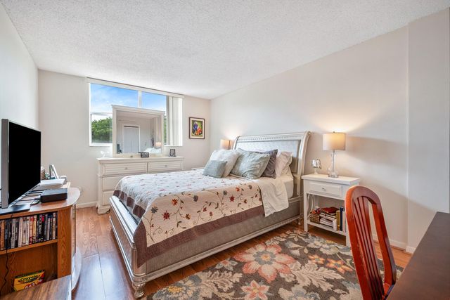 500 Executive Center Drive 3k, West Palm Beach, FL 33401