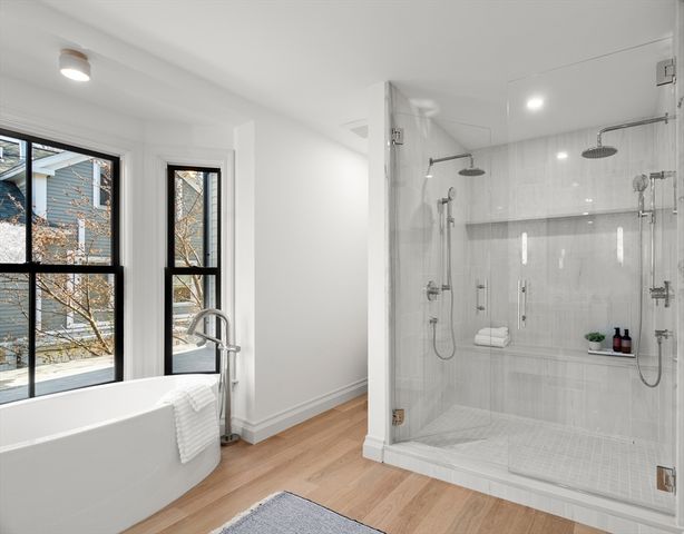 18 Clinton Street Front, Cambridge, MA 02139