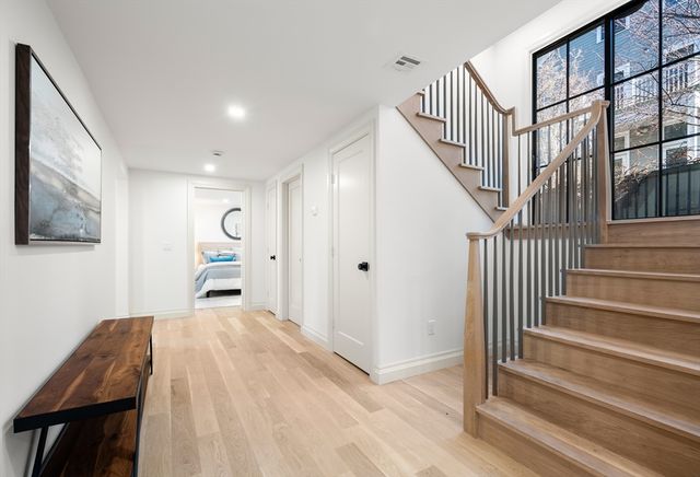 18 Clinton Street Front, Cambridge, MA 02139