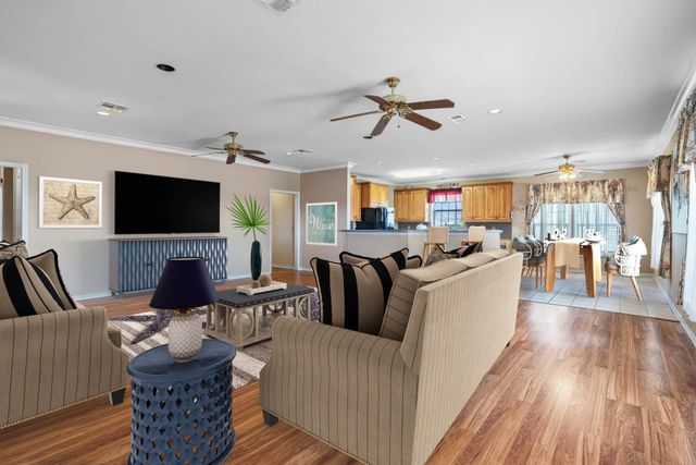 2071 County Road 291, Bay City, TX 77414