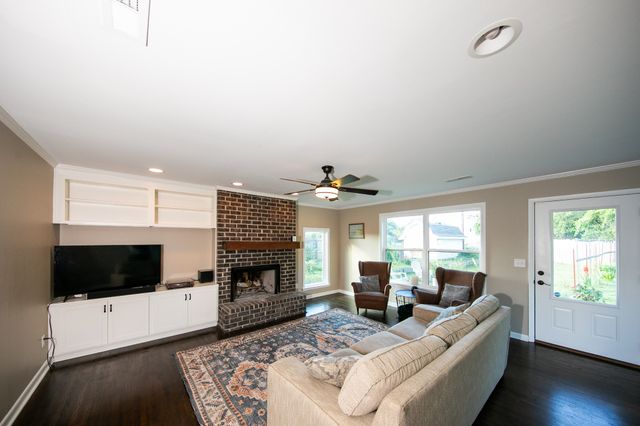 809 Bettie Dr, Old Hickory, TN 37138