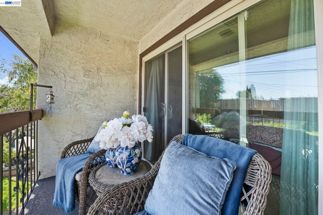 960 Joaquin Ave, San Leandro, CA 94577