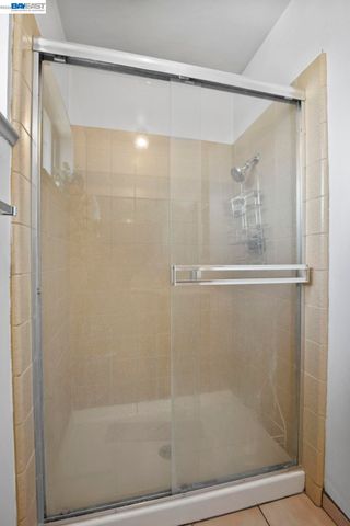 960 Joaquin Ave, San Leandro, CA 94577